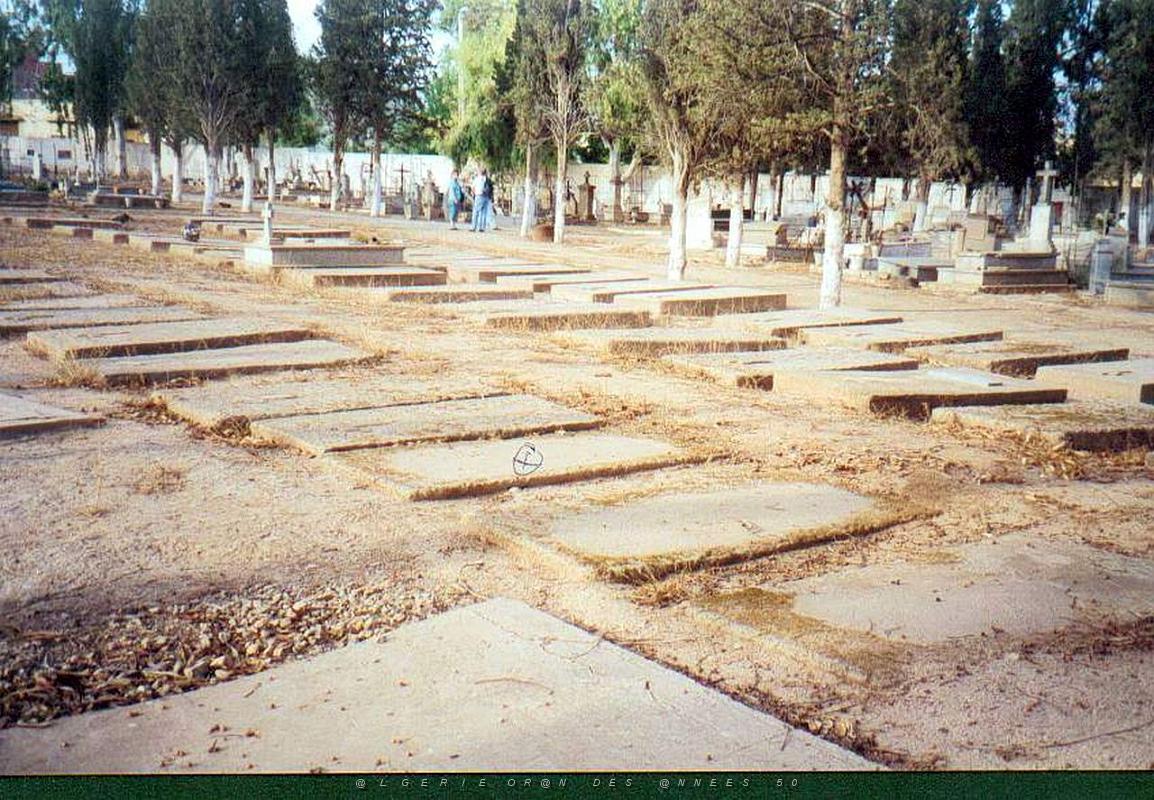 Oujda cimetiere tombe Biven Georges 03.jpg